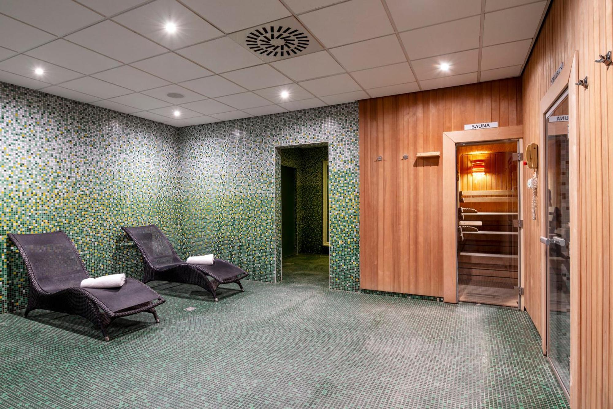 Crowne Plaza Antwerpen, an IHG Hotel Buitenkant foto