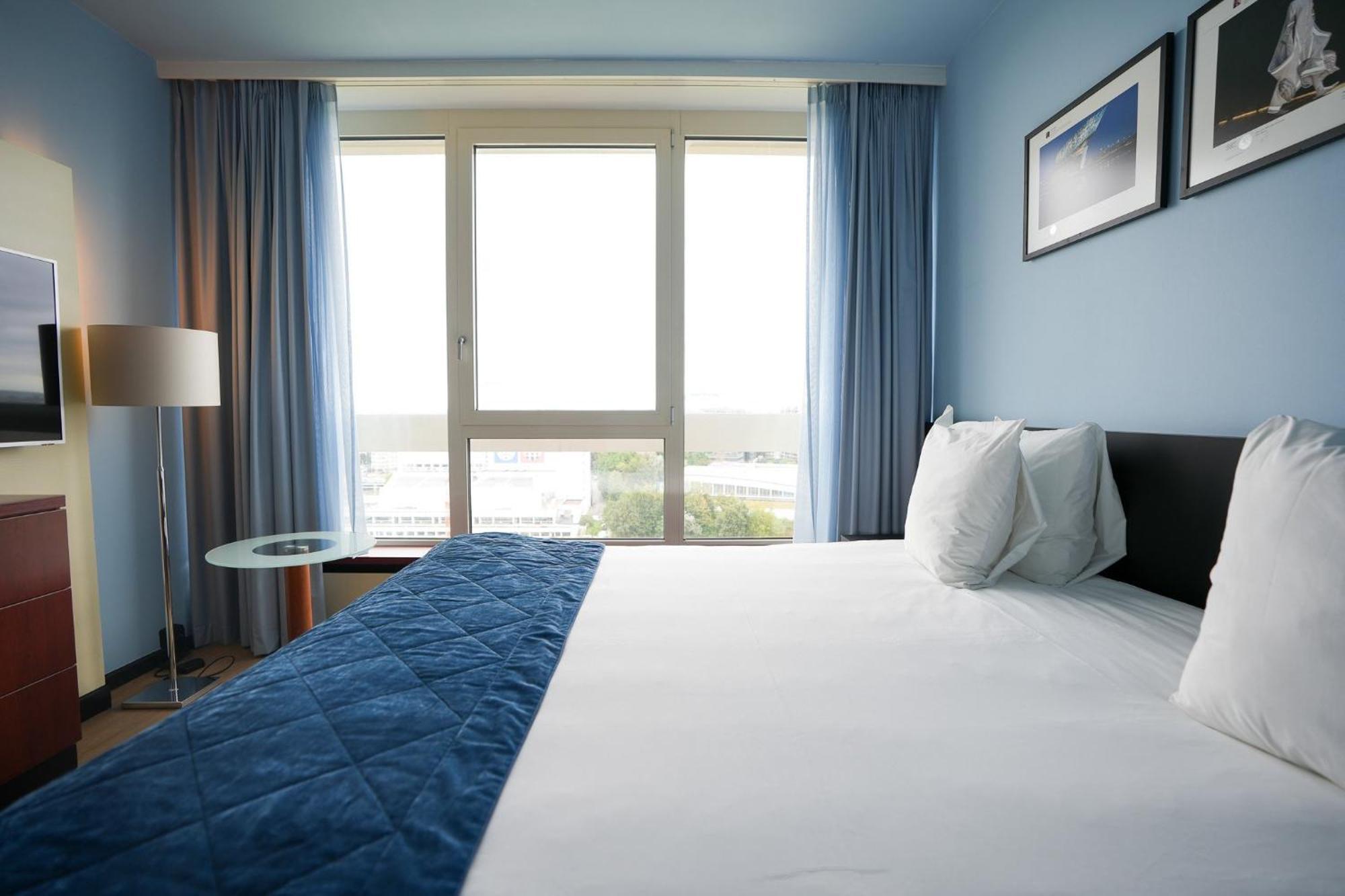 Crowne Plaza Antwerpen, an IHG Hotel Buitenkant foto
