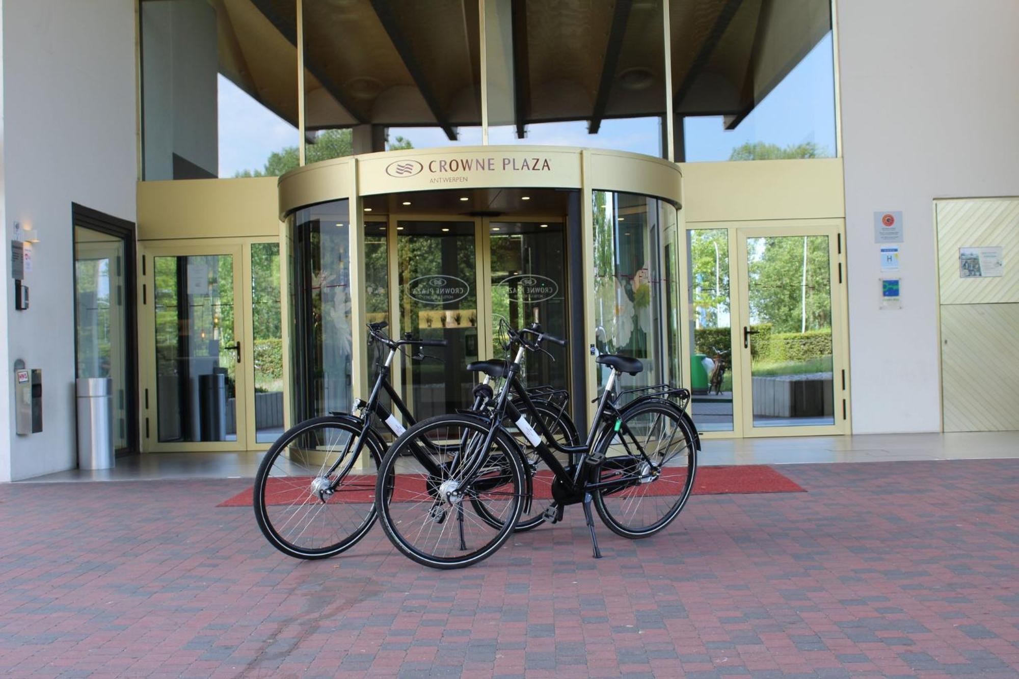 Crowne Plaza Antwerpen, an IHG Hotel Buitenkant foto